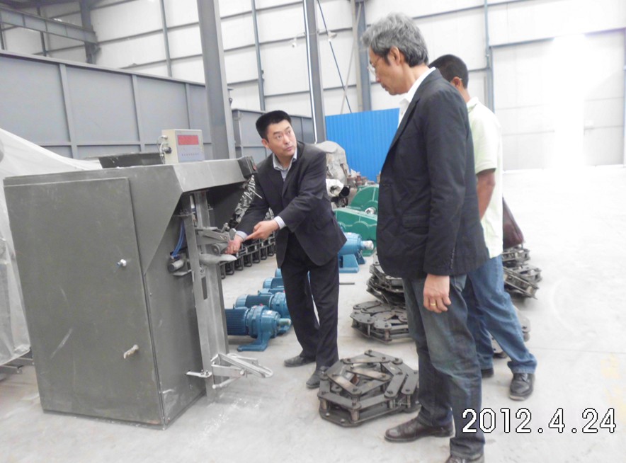 南美公司來我參觀并對(duì)設(shè)備使用現(xiàn)場進(jìn)行實(shí)地考察