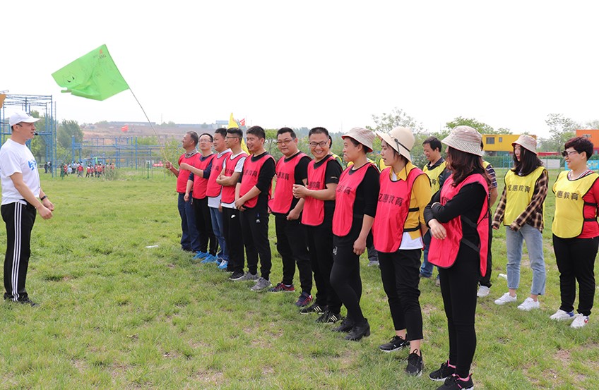 熱烈祝賀博陽(yáng)機(jī)械管理層拓展培訓(xùn)圓滿成功