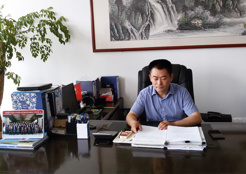 追夢新時(shí)代2019年濰坊風(fēng)箏都zui美科技工作者閆吉祥