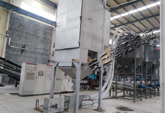 粉煤灰噸袋拆包機還可以應(yīng)用于哪些行業(yè)？