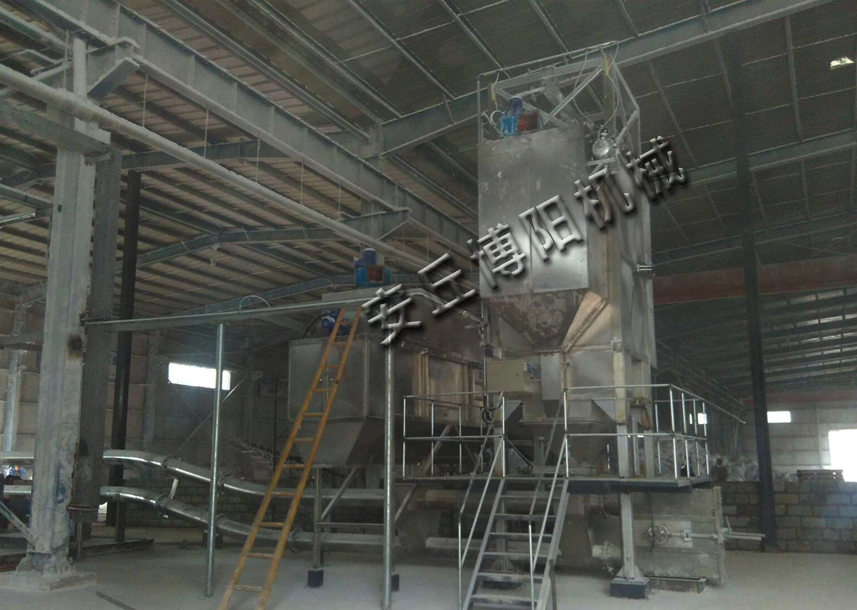 尿素噸袋拆包機是怎樣工作的？