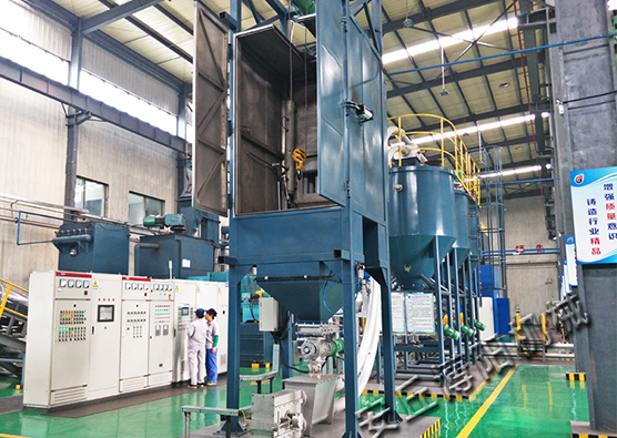 環(huán)保嚴查，噸袋拆包機為什么廣受選擇？