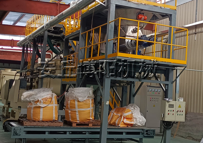 為什么越來越多的人選擇電石粉噸袋包裝機(jī)？