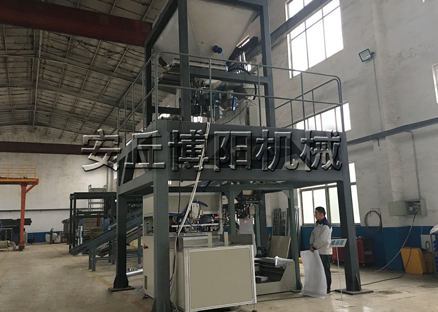 關(guān)于阻燃劑全自動包裝機(jī)的詳細(xì)介紹你了解過嗎？