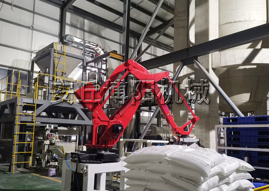 安丘博陽機(jī)械飼料原料自動碼垛機(jī)有哪些特點(diǎn)？