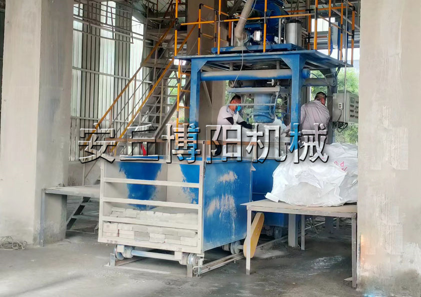 水泥砂漿噸袋包裝機(jī)相對(duì)于人工包裝優(yōu)勢(shì)有哪些？