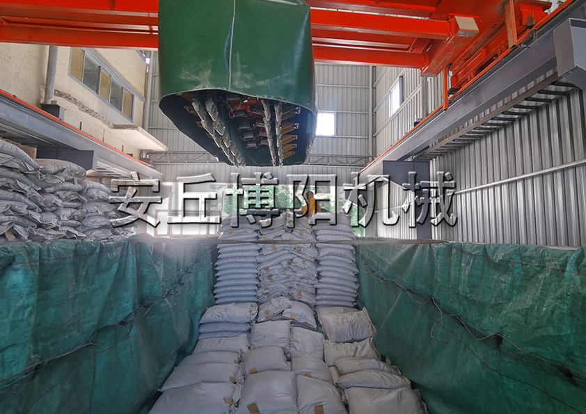 尿素顆粒自動(dòng)裝車機(jī)的優(yōu)勢(shì)和功能有哪些？