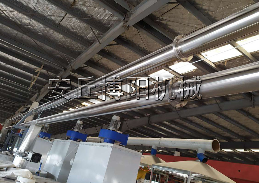 氯化銨管鏈?zhǔn)捷斔蜋C(jī)的主要特點(diǎn)是什么？