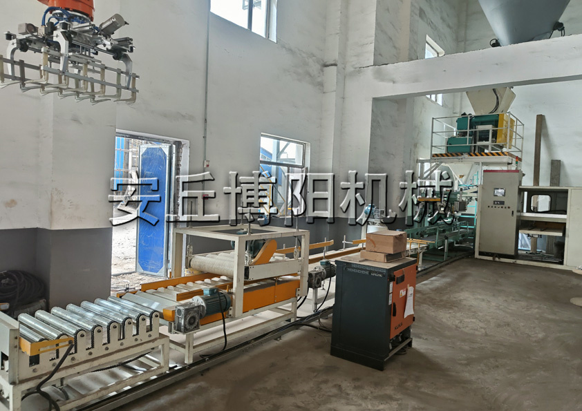 碳酸氫銨全自動(dòng)包裝機(jī)有什么性能特點(diǎn)呢？