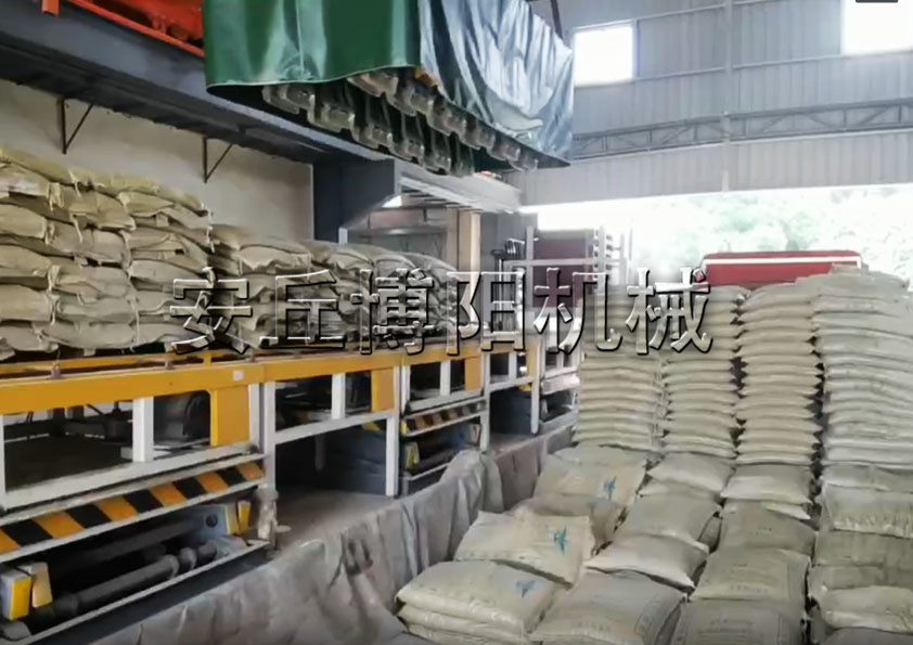 保溫料全自動(dòng)裝車機(jī)的特點(diǎn)和優(yōu)勢(shì)是什么呢？