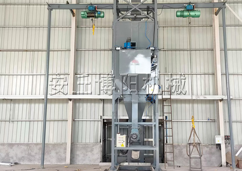 安丘博陽機(jī)械陶瓷粉噸袋破袋機(jī)的特點(diǎn)是什么呢？