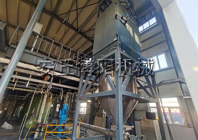 硝酸鈉噸袋拆袋機(jī)為什么備受大家的喜愛？