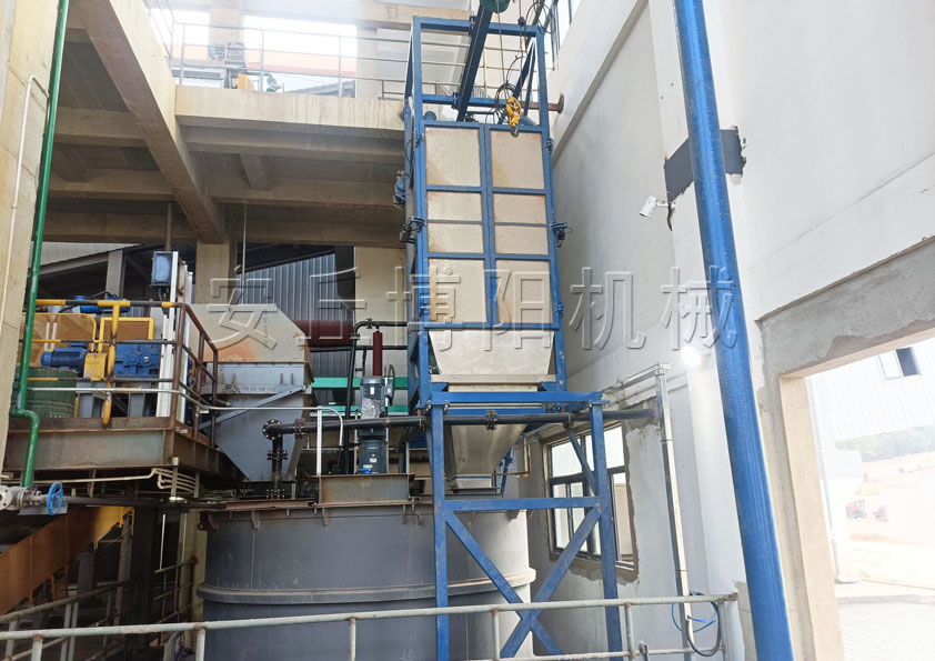 氧化鋅噸袋拆包機工作原理 無塵粉體噸袋拆袋機優(yōu)勢特點